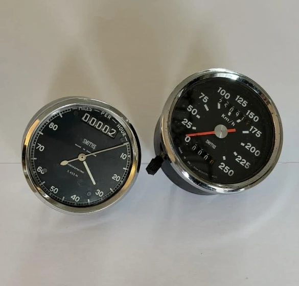 Speedo/tachometer parts & cables