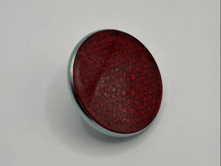 Reflector red