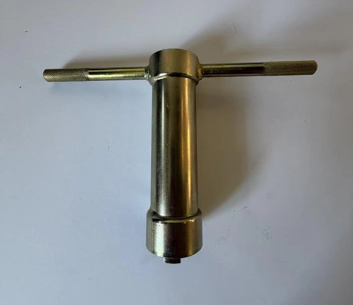 Oil seal holder Tool