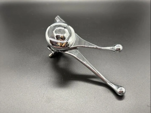 Dual levers. Throttle, air or magneto