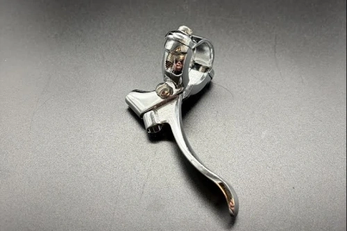 Decompression lever