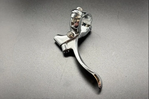 Decompression lever 1