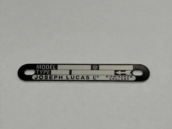 Nameplate 'anti clock'
