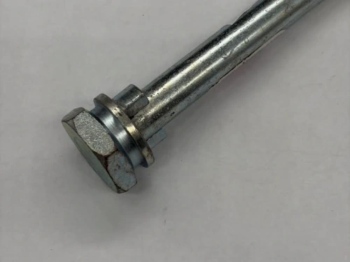Rear wheel spindle m20 wd