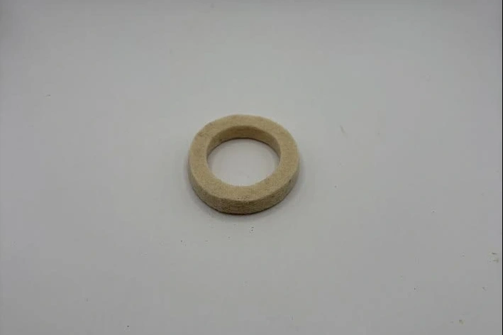 Hub felt washer, early hub