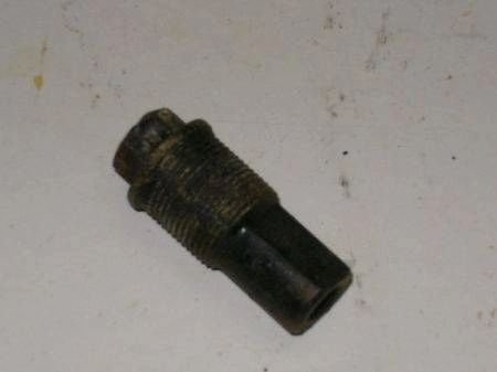 Centre nut knob 