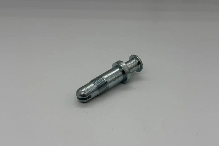 Front hub pivot pin BSA A7,A10 1959 on