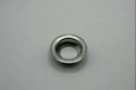Cup mounting oil tank