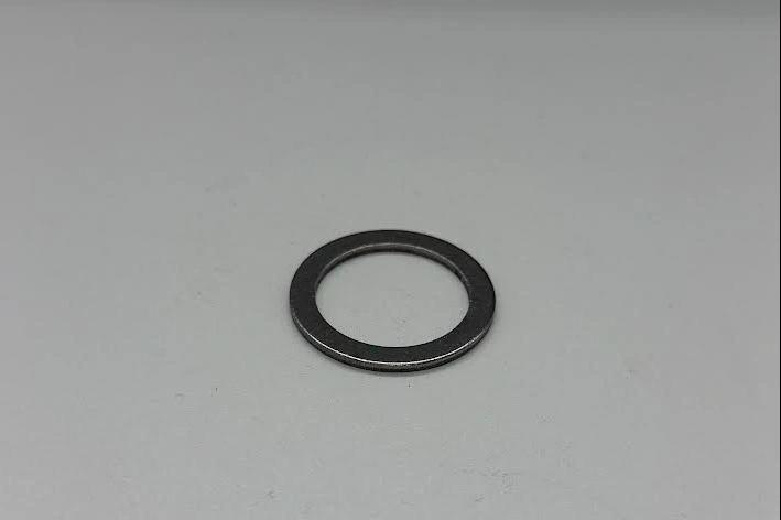 Crankshaft shim 0.064