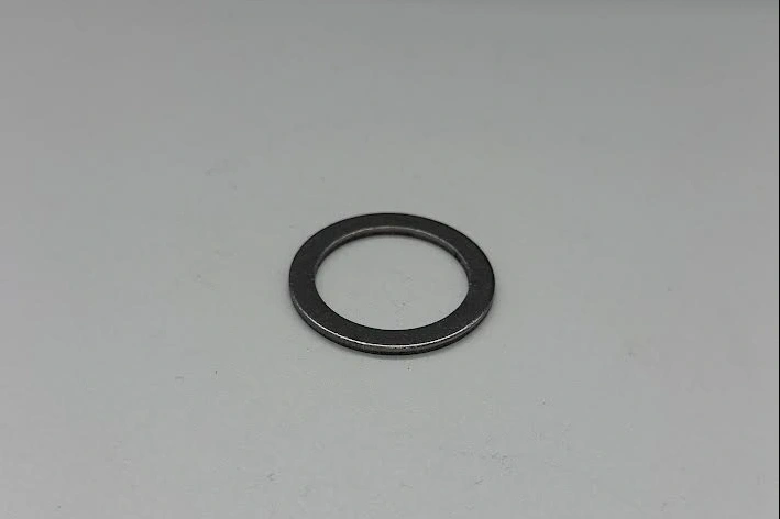 Crankshaft shim 0.032
