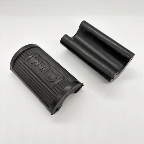 Footrest rubber set Norton