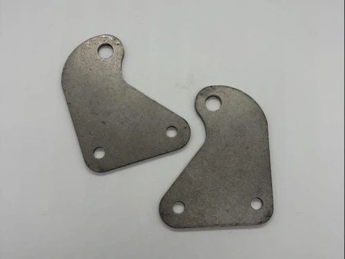 Exhaust mounting brackets A65 OIF 1971-72