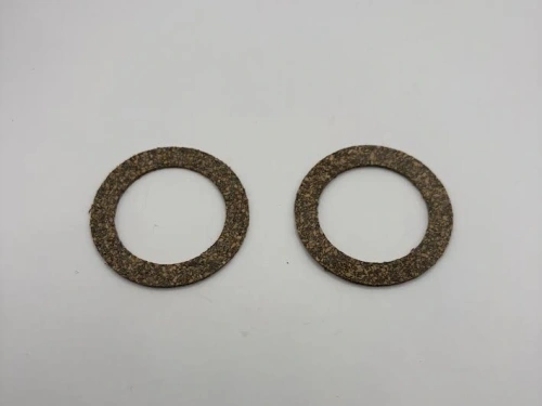 Cork sealing oil tank cap (2)