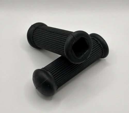 Pillion rubbers uni (2)