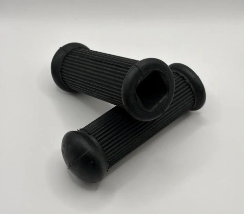 Pillion rubbers uni (2)