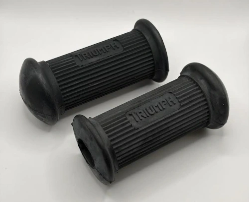 Footrest rubber set Triumph