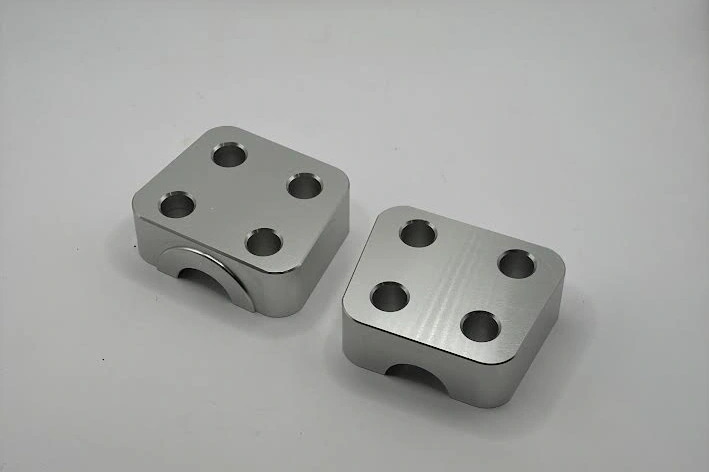 Conical hub fork end caps