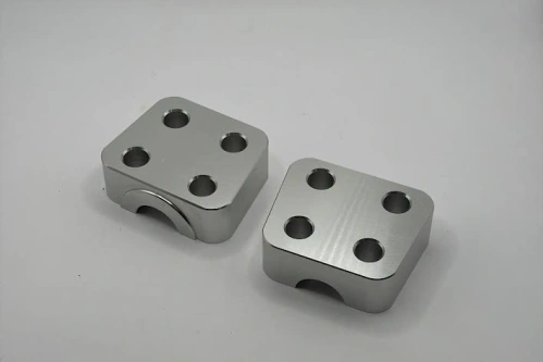 Conical hub fork end caps